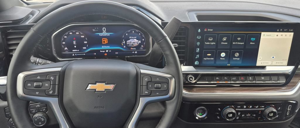 Used 2024 Chevrolet Silverado 1500 LT AWD/4WD image 58