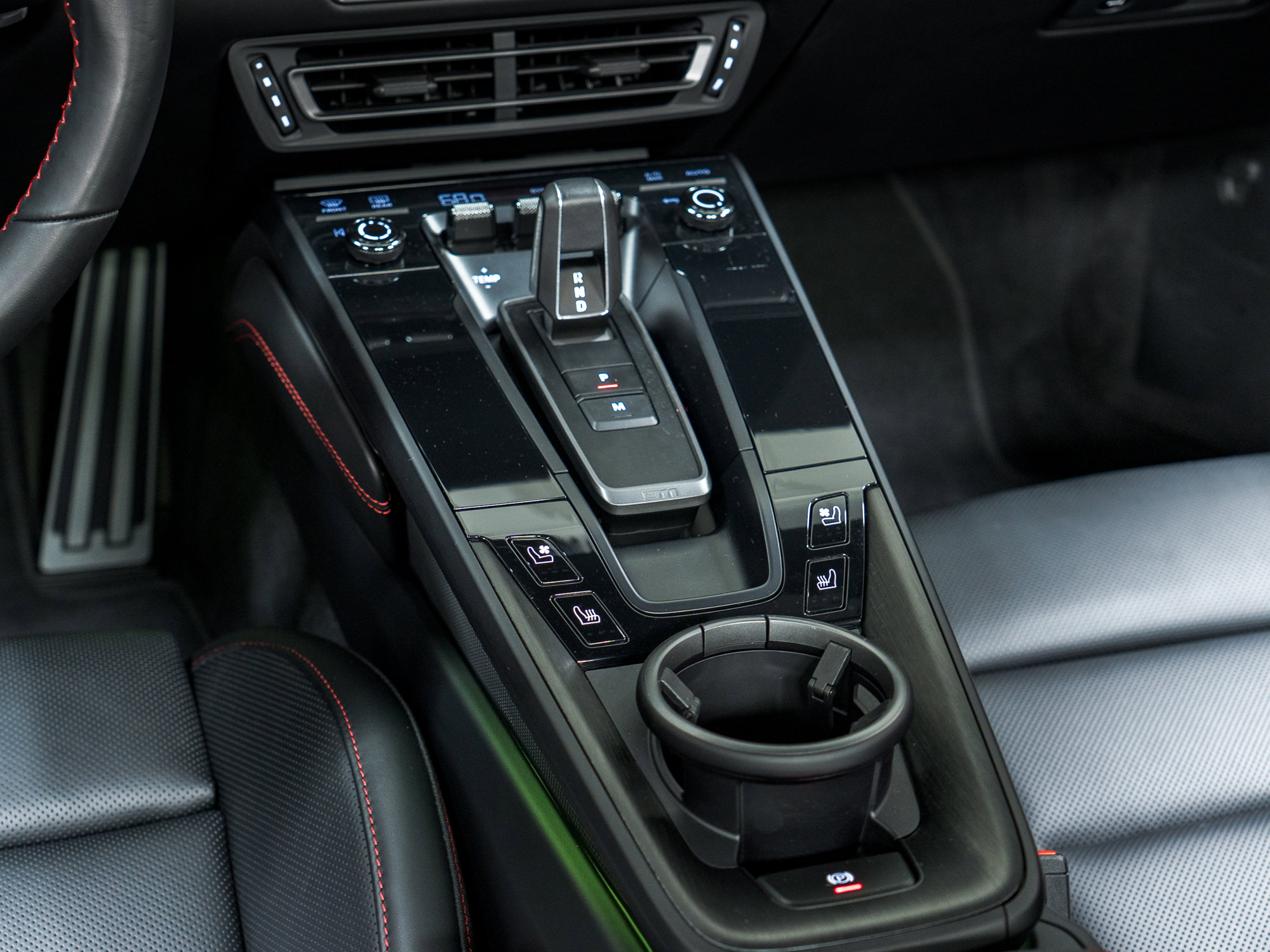 Certified 2024 Porsche 911 Carrera GTS image 28