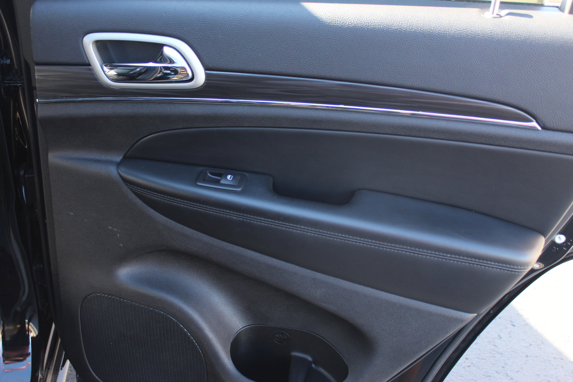 Used 2021 Jeep Grand Cherokee Limited w/ Luxury Group II image 31