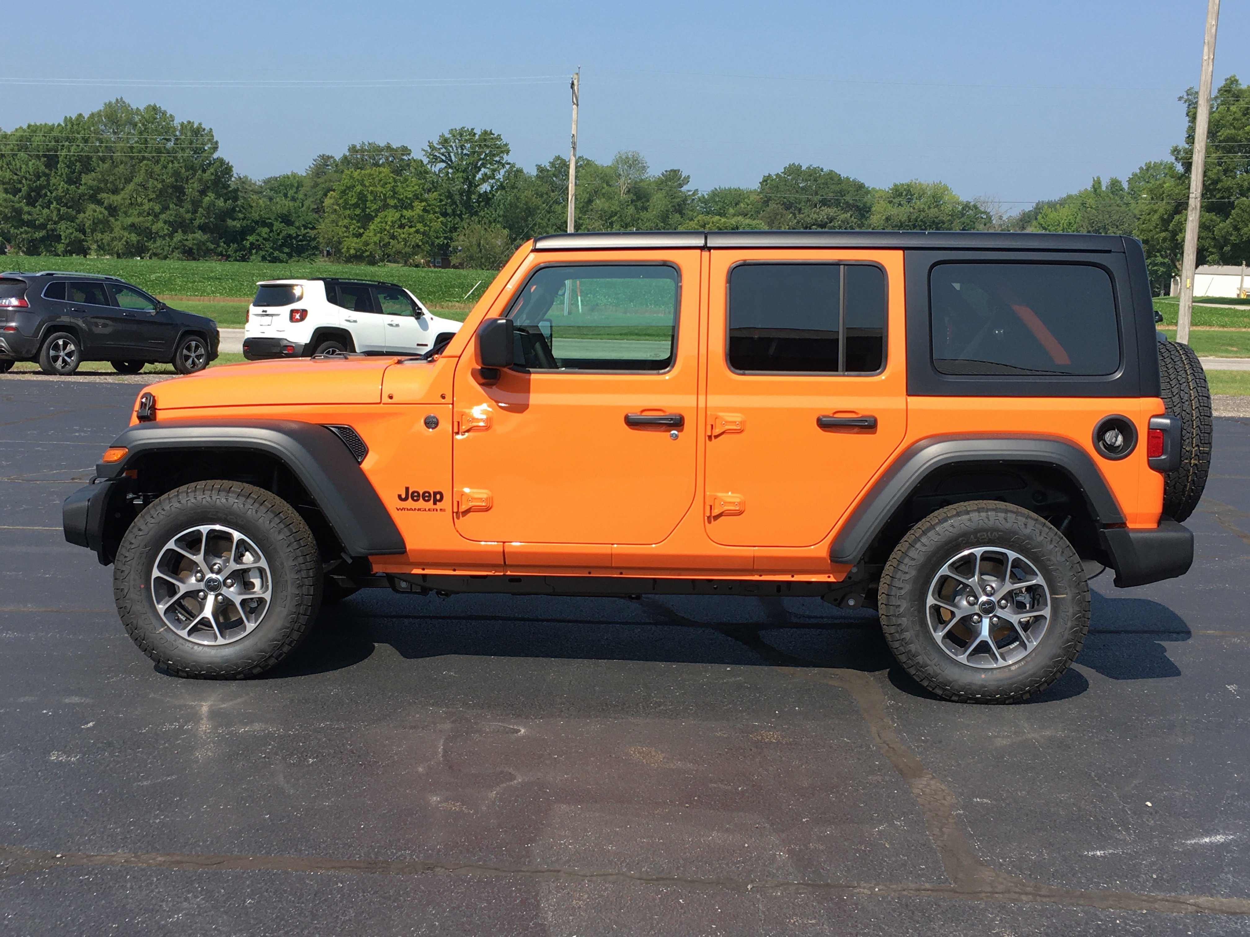 New 2025 Jeep Wrangler Sport S image 6