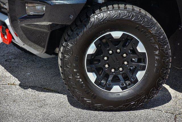 New 2025 GMC Hummer EV 2X w/ Extreme Off-Road Package image 2