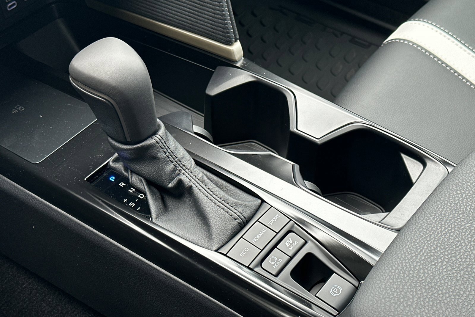 New 2026 Toyota Camry Hybrid image 20