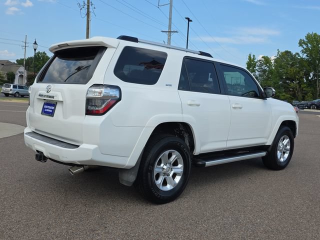 Used 2019 Toyota 4Runner SR5 Premium AWD/4WD image 3