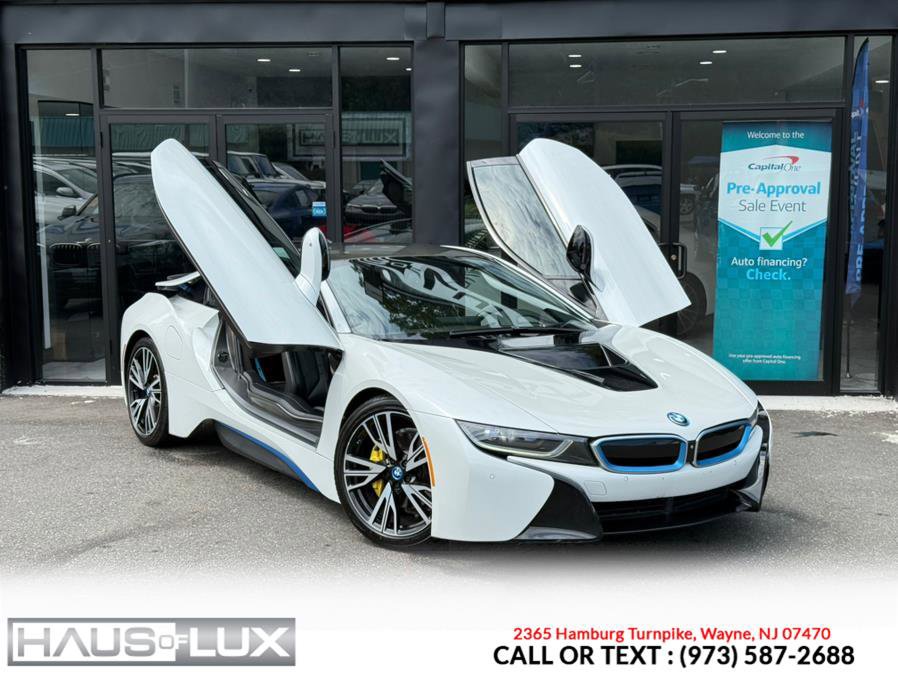 Used 2015 BMW i8 2dr Cpe image 2