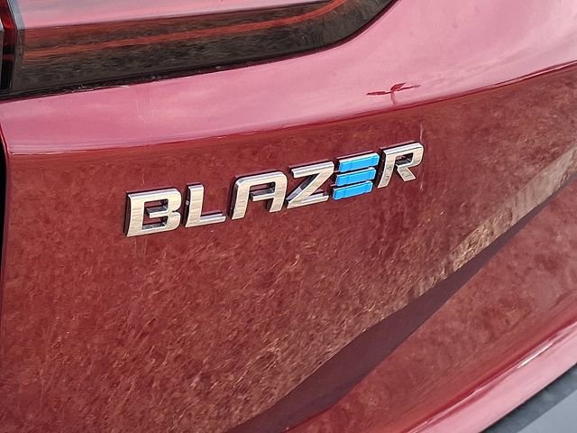 New 2026 Chevrolet Blazer EV LT image 19