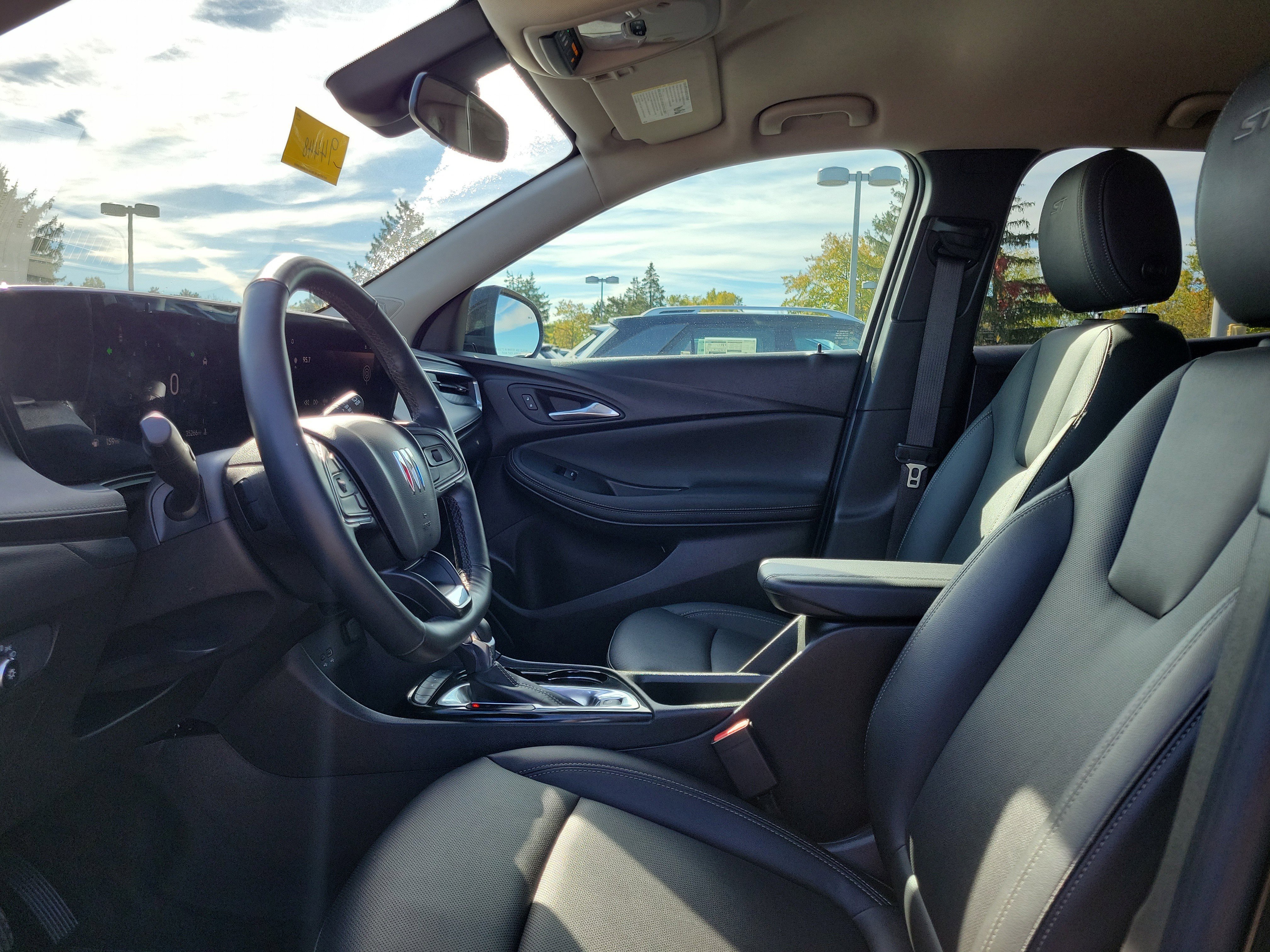 Used 2024 Buick Encore GX Sport Touring w/ Comfort Package image 15