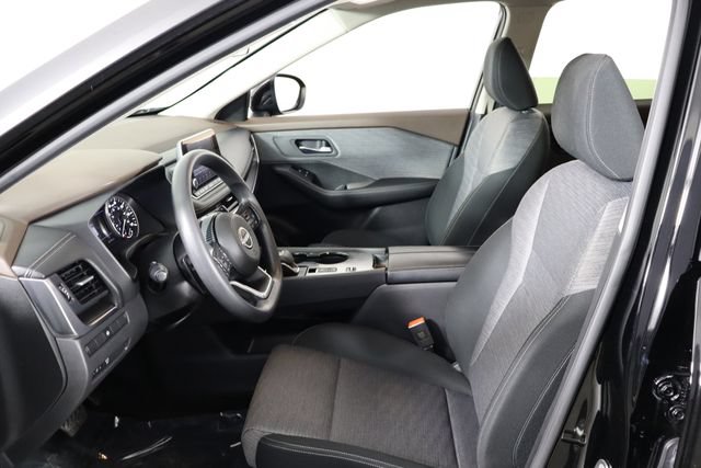 Used 2023 Nissan Rogue SV FWD image 13