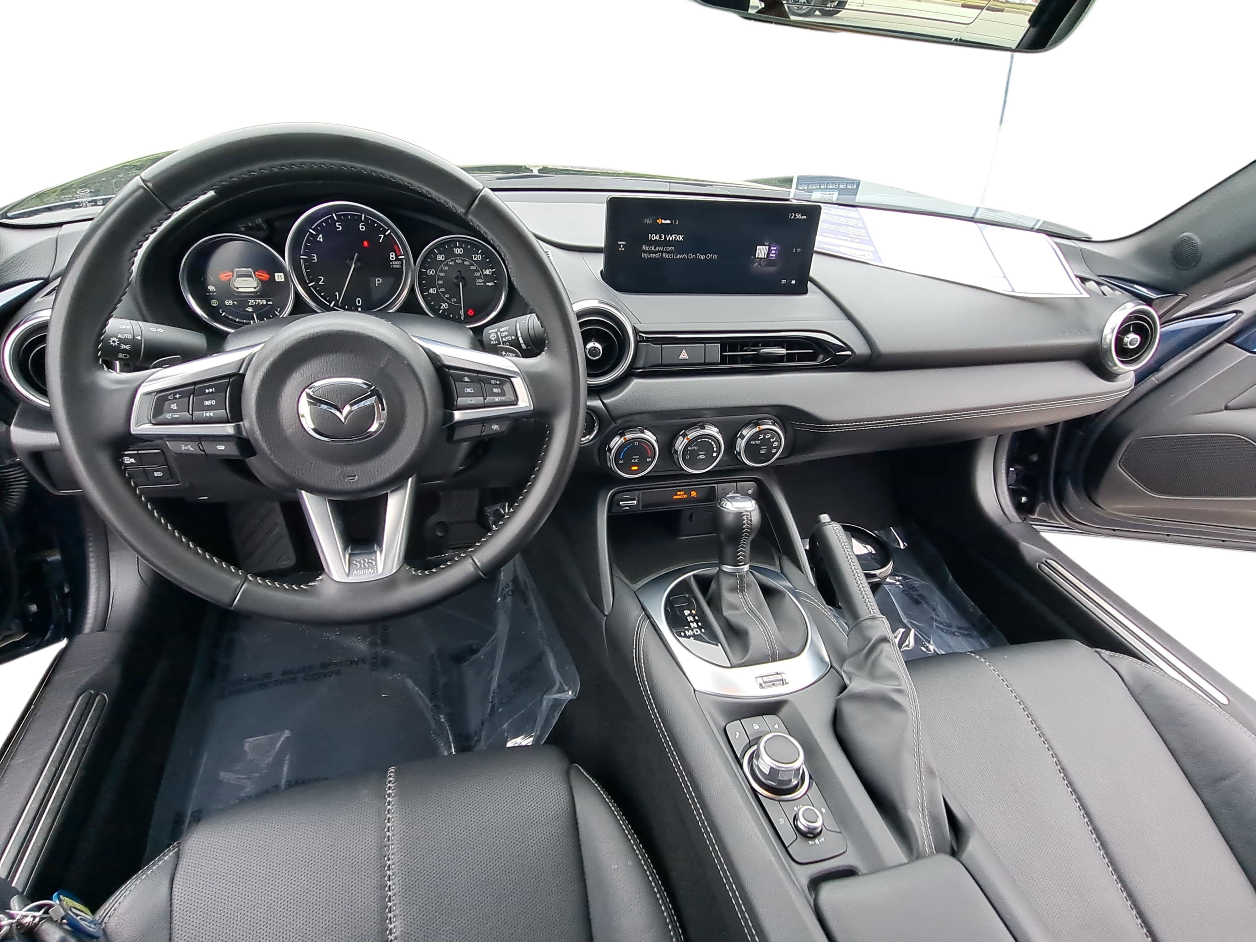 Used 2025 MAZDA MX-5 Miata RF Grand Touring RWD image 9