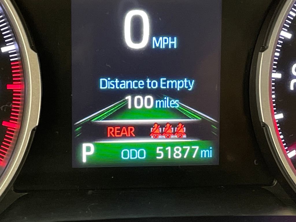 Used 2021 Toyota RAV4 XLE Premium image 19