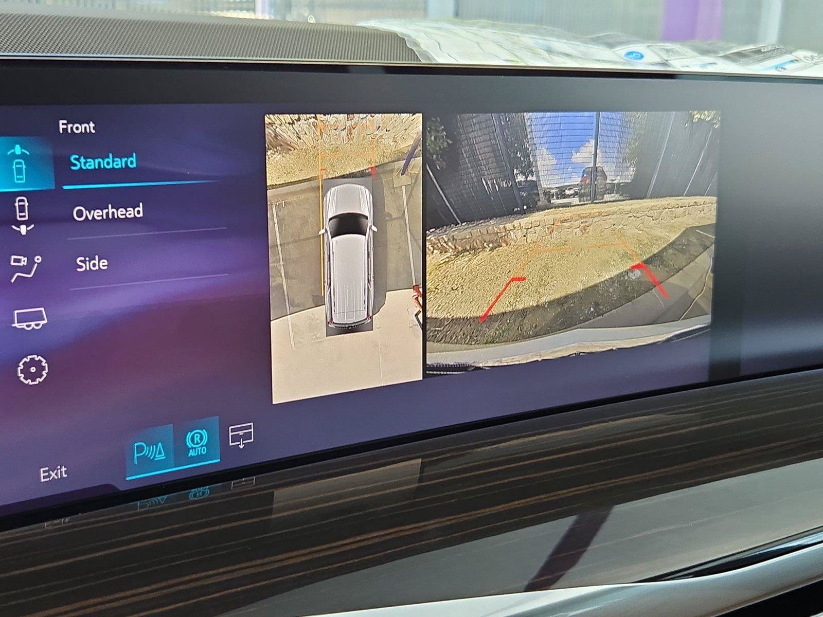 New 2026 Cadillac Escalade Luxury w/ Touring Package AWD/4WD image 19
