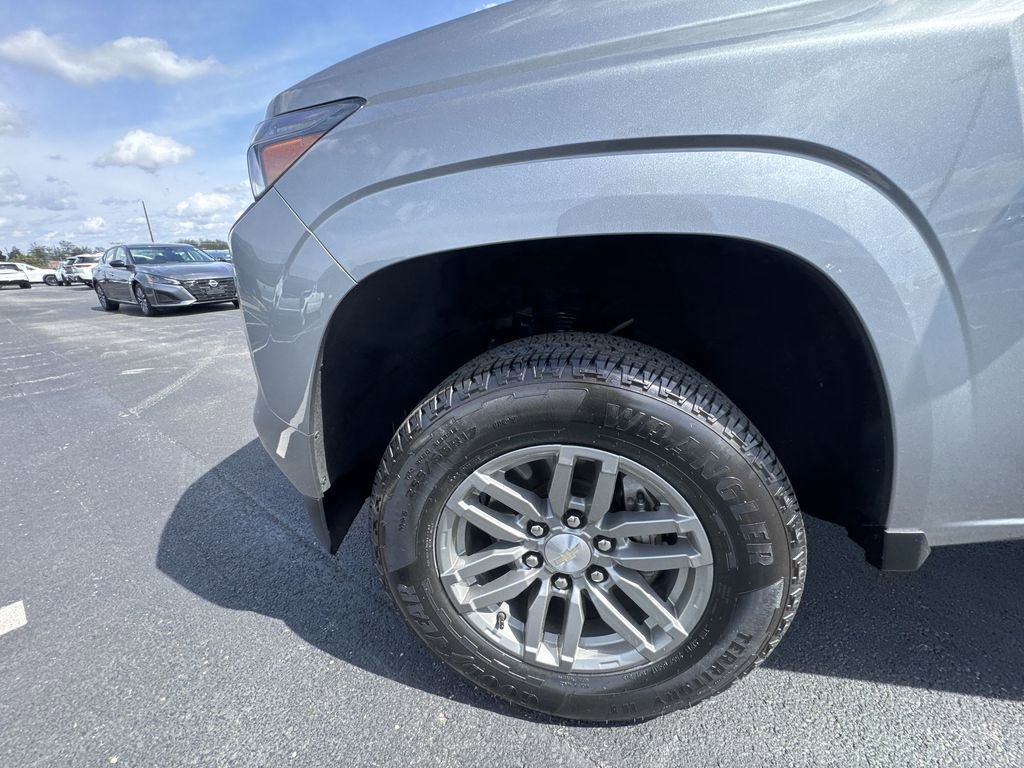 Used 2023 Chevrolet Colorado LT w/ LT Convenience Package image 10