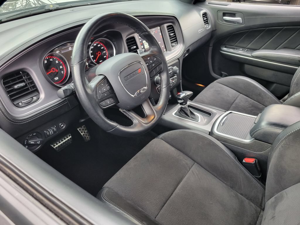 Used 2023 Dodge Charger R/T w/ Plus Group RWD image 3