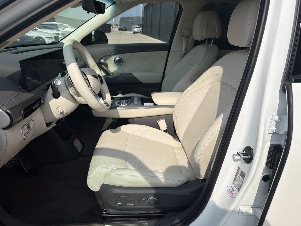 New 2027 Genesis GV60 Prestige AWD/4WD image 11