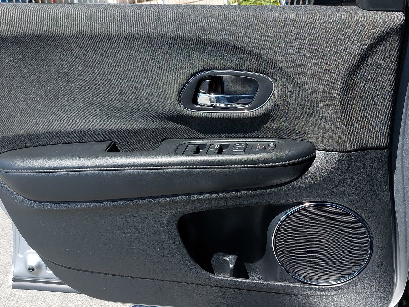 Used 2022 Honda HR-V EX image 24