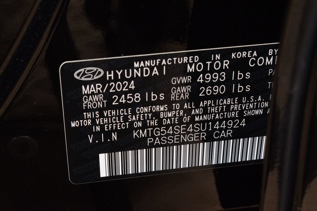 Used 2025 Genesis G70 3.3T Advanced AWD/4WD image 41