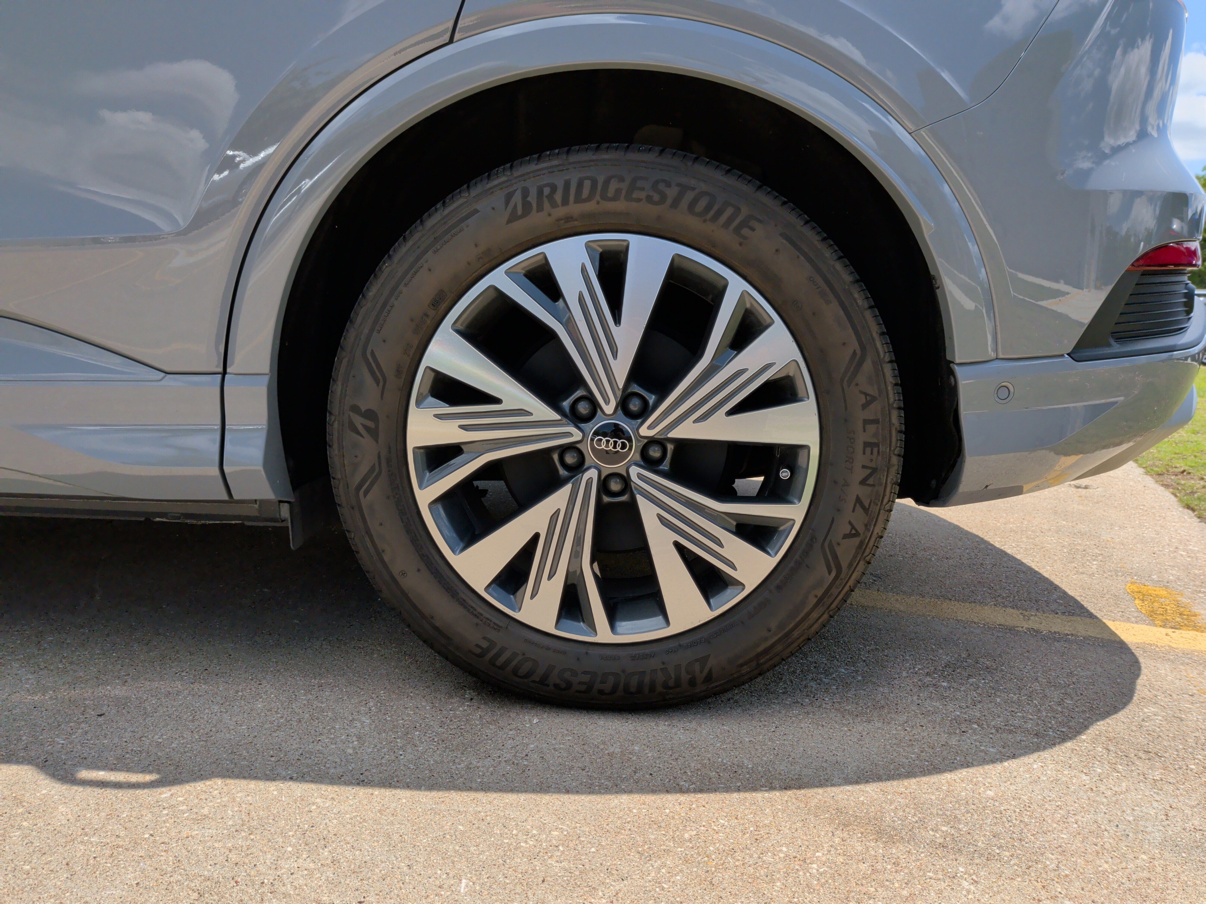 Certified 2023 Audi Q4 e-tron Premium Plus w/ Premium Plus RWD image 8