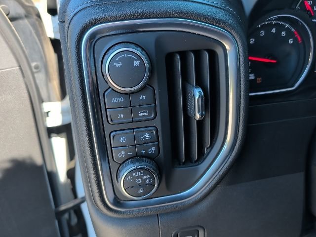 Used 2019 Chevrolet Silverado 1500 LTZ w/ LTZ Texas Edition AWD/4WD image 14