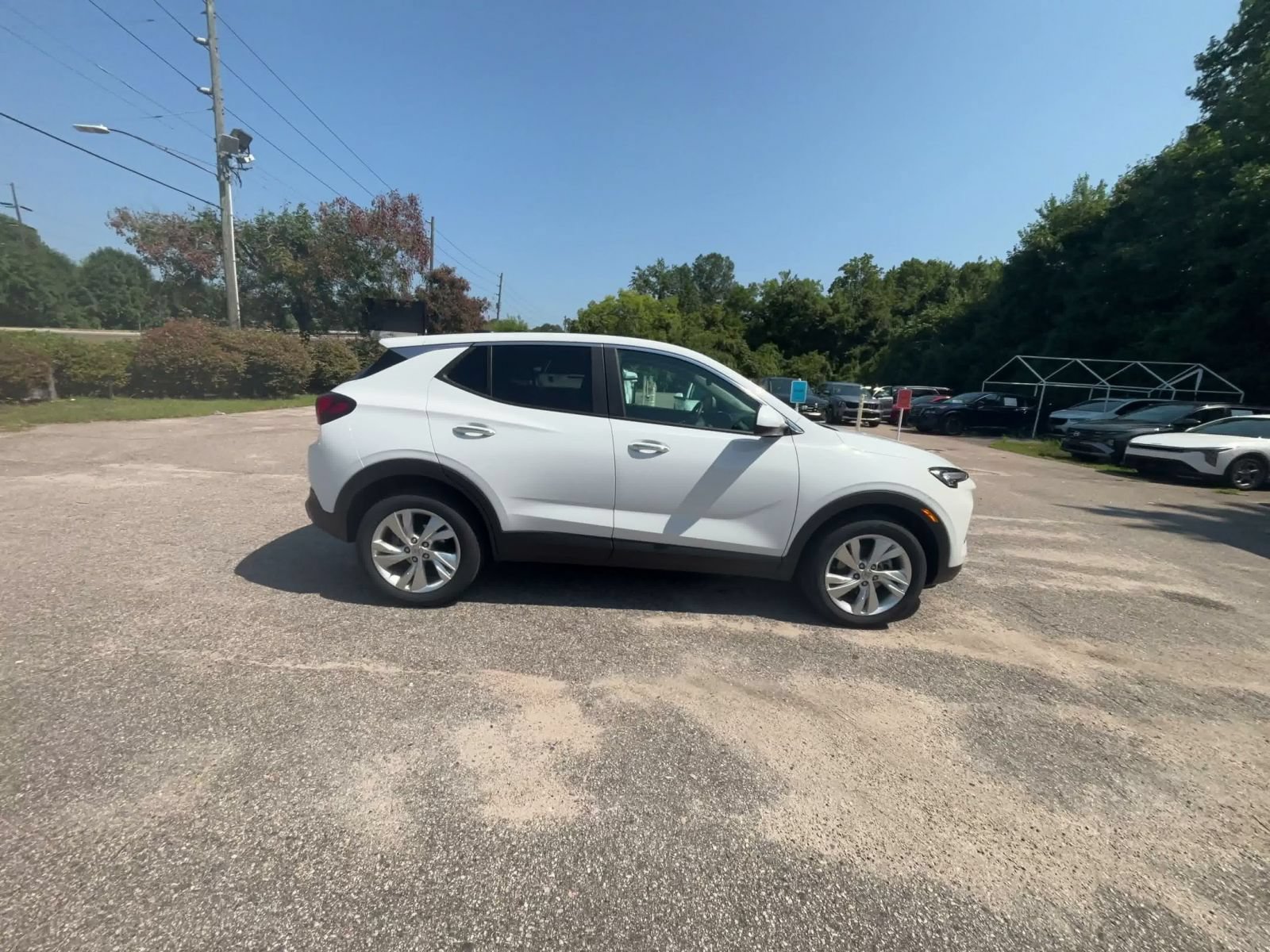 Used 2026 Buick Encore GX Preferred AWD/4WD image 15