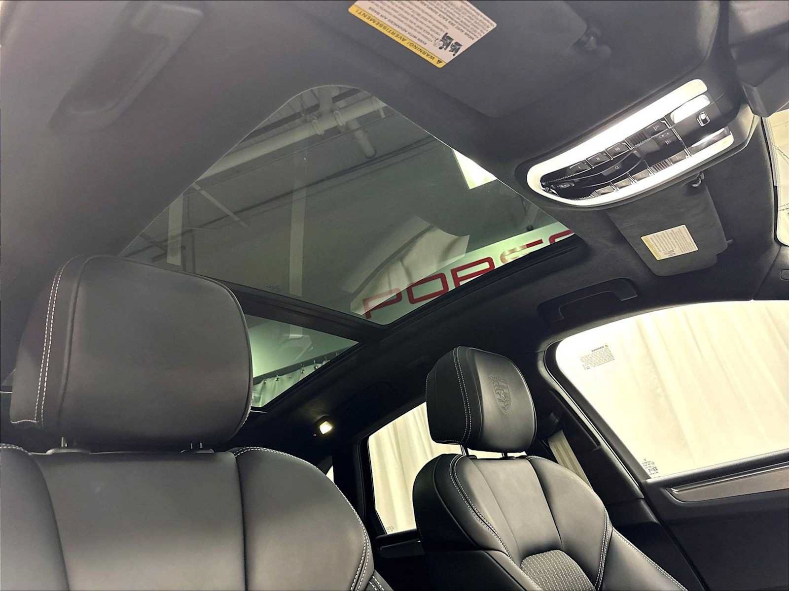 Used 2026 Porsche Macan Turbo AWD/4WD image 26