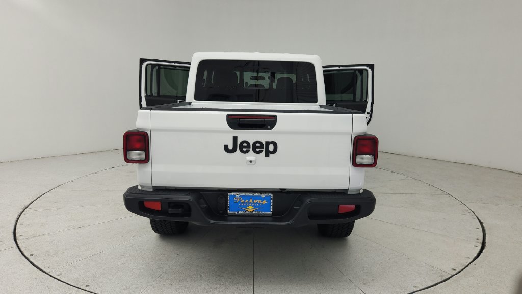 Used 2025 Jeep Gladiator Sport AWD/4WD image 11
