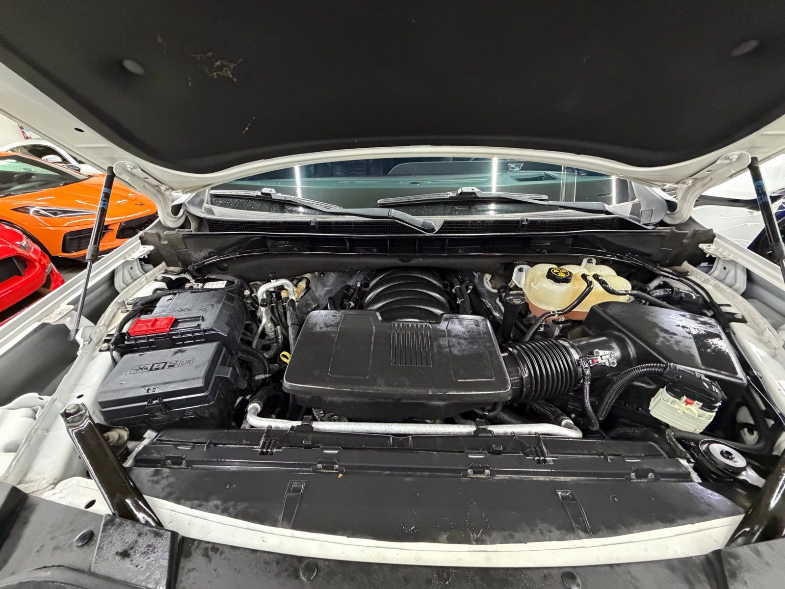 Used 2023 Cadillac Escalade Sport Platinum w/ LPO, ONYX Package image 30