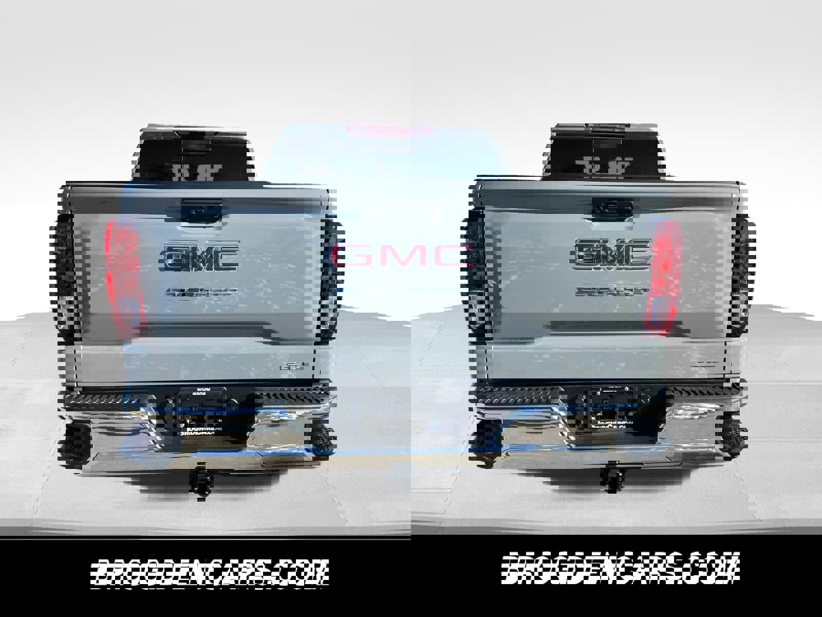 New 2025 GMC Sierra 1500 SLE w/ Preferred Package image 4