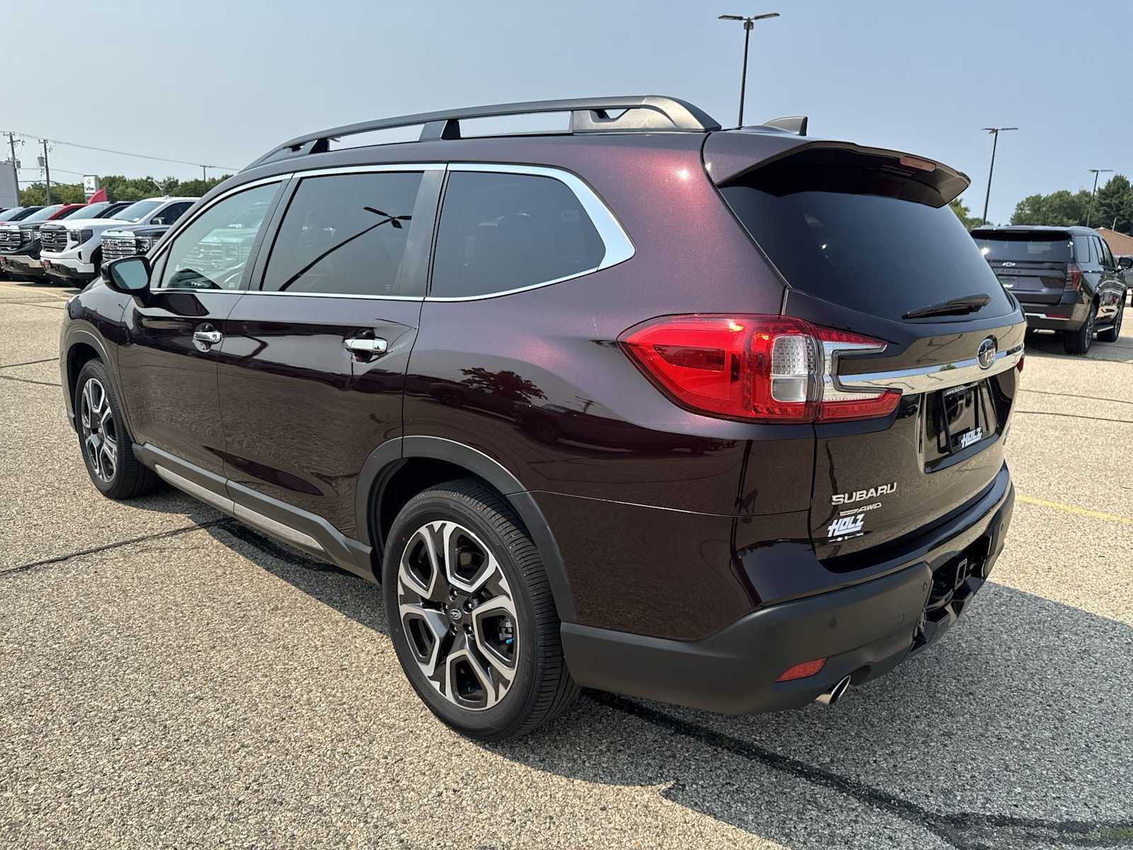 Used 2024 Subaru Ascent Touring AWD/4WD image 4
