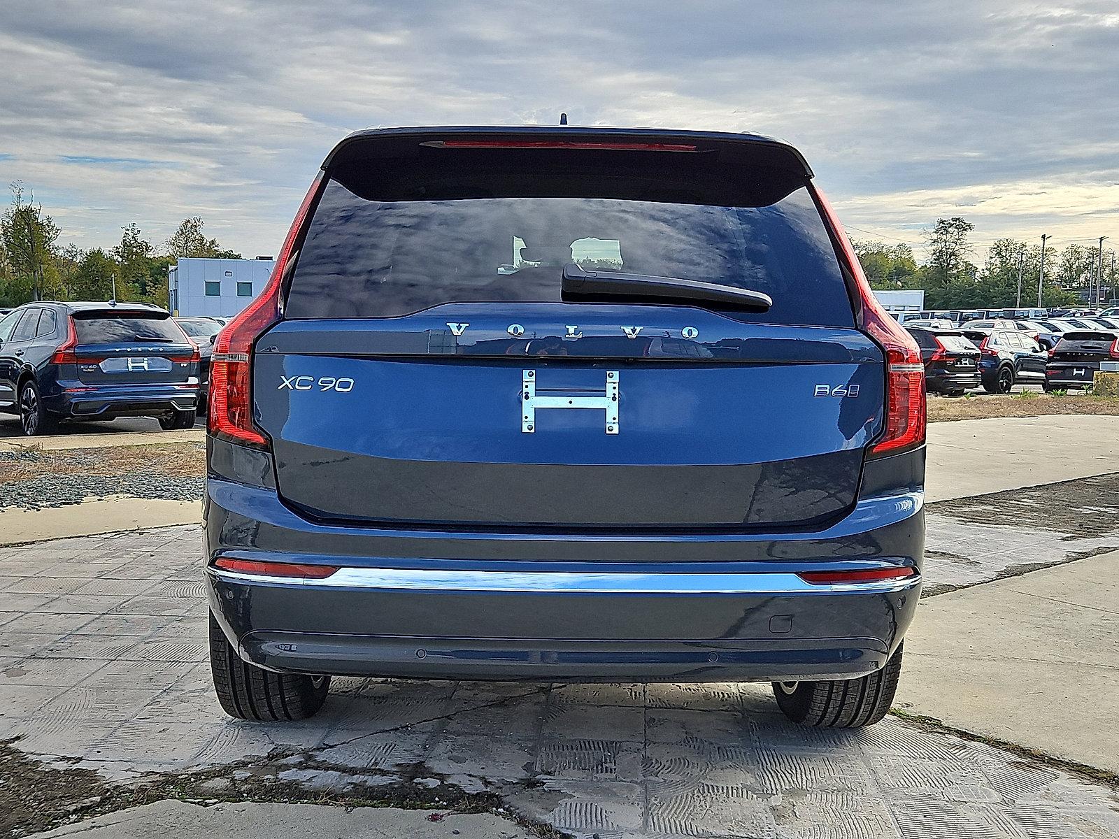 New 2026 Volvo XC90 B6 Ultra image 5