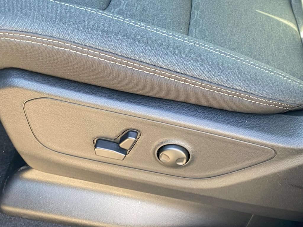 New 2026 RAM 1500 Big Horn AWD/4WD image 17