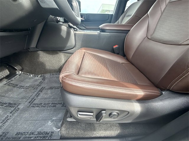 Used 2024 Toyota Land Cruiser image 12