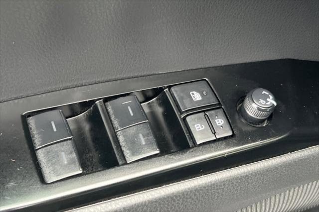 Certified 2025 Toyota Camry SE w/ Convenience Package image 13