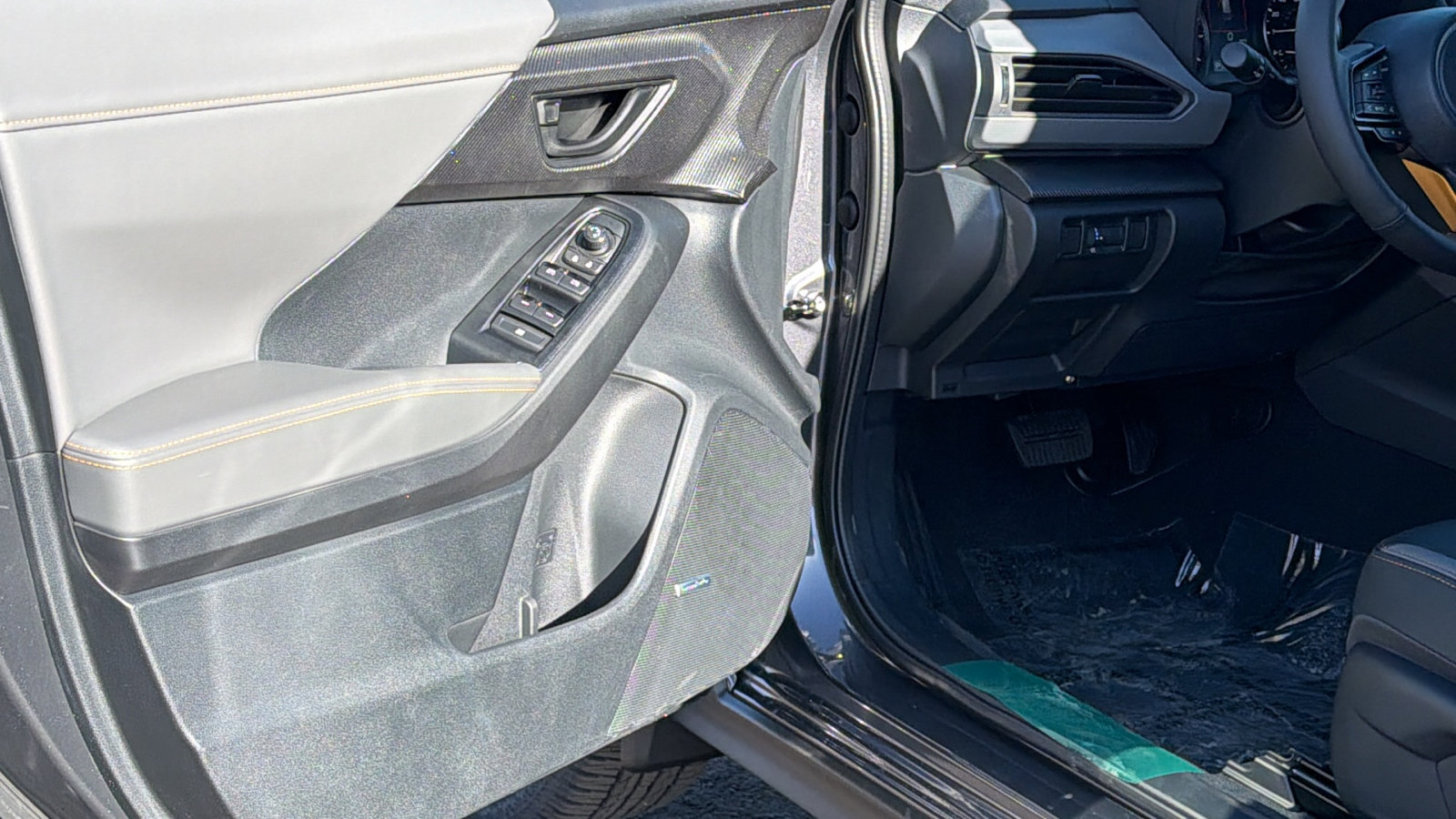 New 2026 Subaru Crosstrek 2.5i Wilderness w/ Crosstrek Mirror Package image 23