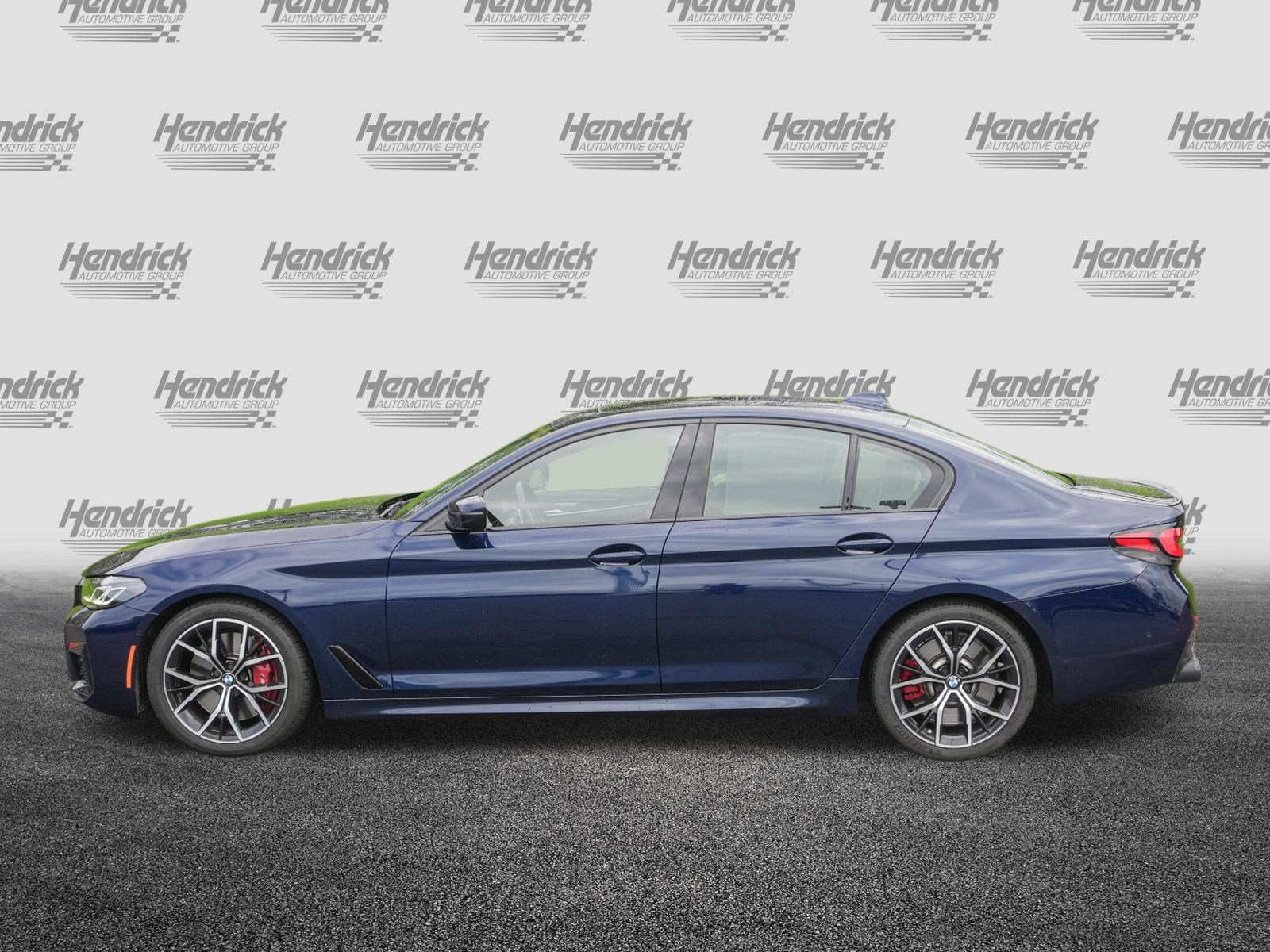 Used 2022 BMW M550i xDrive w/ Executive Package AWD/4WD image 6