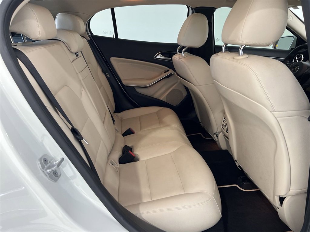 Used 2018 Mercedes-Benz GLA 250 image 25