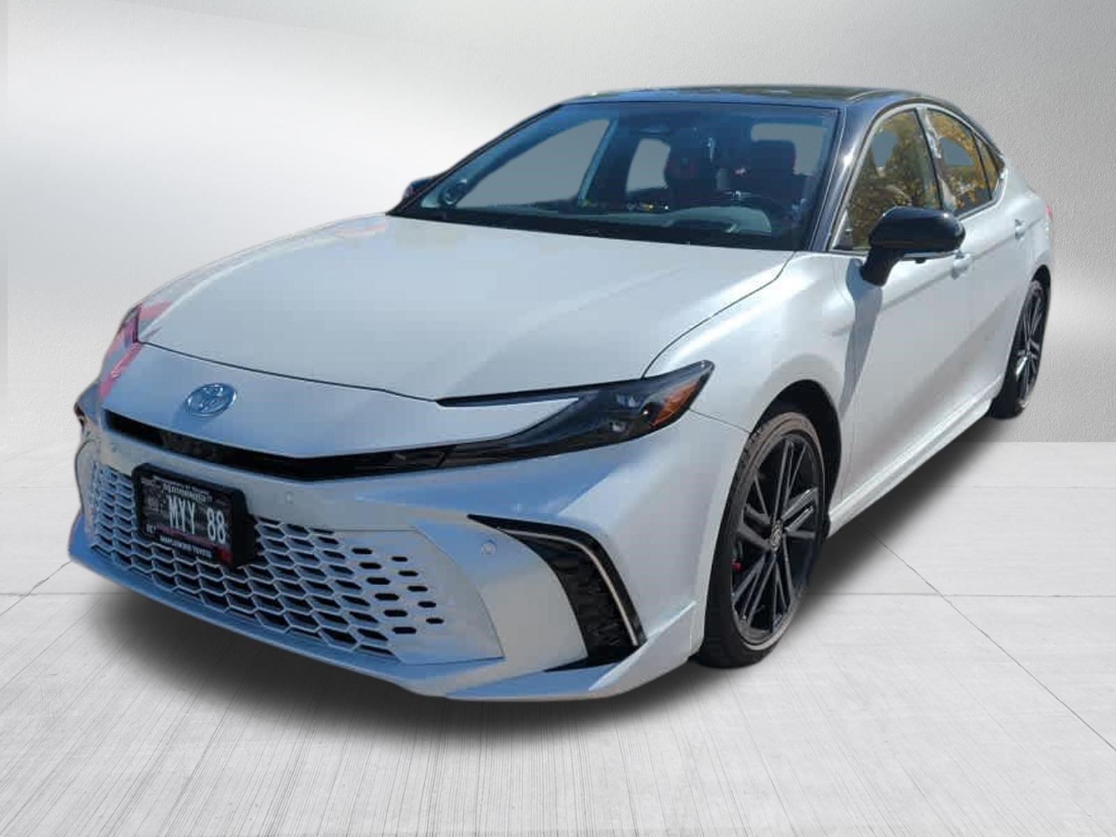 Used 2026 Toyota Camry XSE w/ Premium Plus Package AWD/4WD image 3