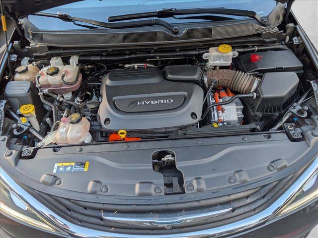 Used 2018 Chrysler Pacifica Limited w/ Advanced Safetytec Group image 24