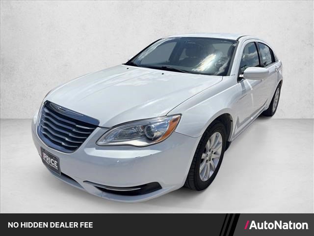 Used 2014 Chrysler 200 Touring FWD image 1