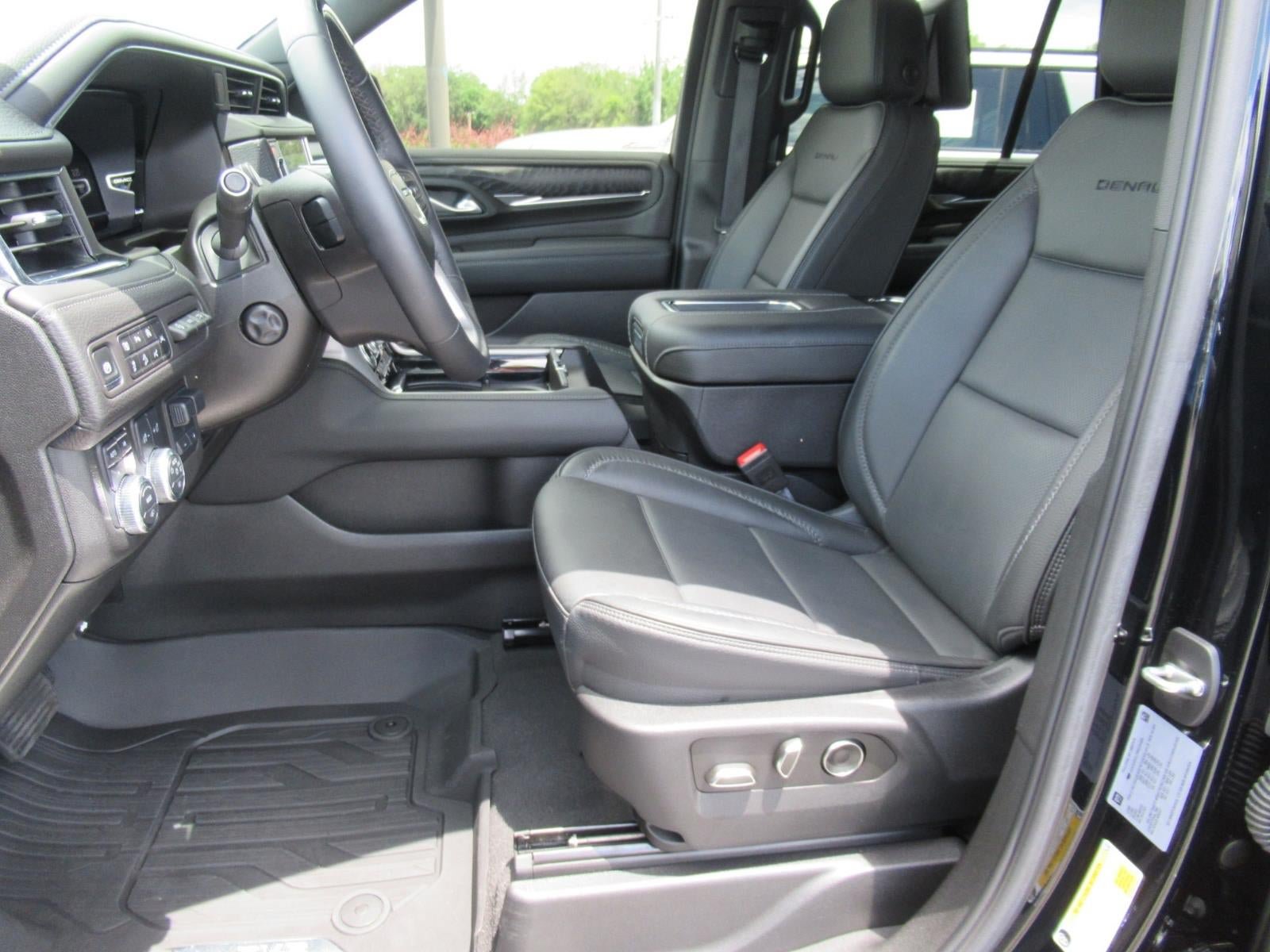 Used 2024 GMC Yukon Denali w/ Denali Reserve Package AWD/4WD image 21