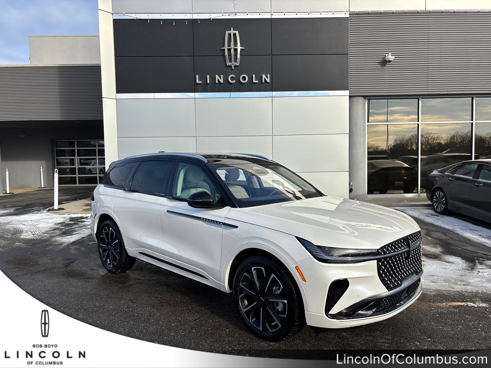 New 2026 Lincoln Nautilus Reserve image 1