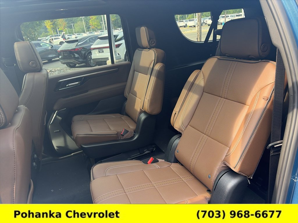 New 2026 Chevrolet Suburban High Country AWD/4WD image 28
