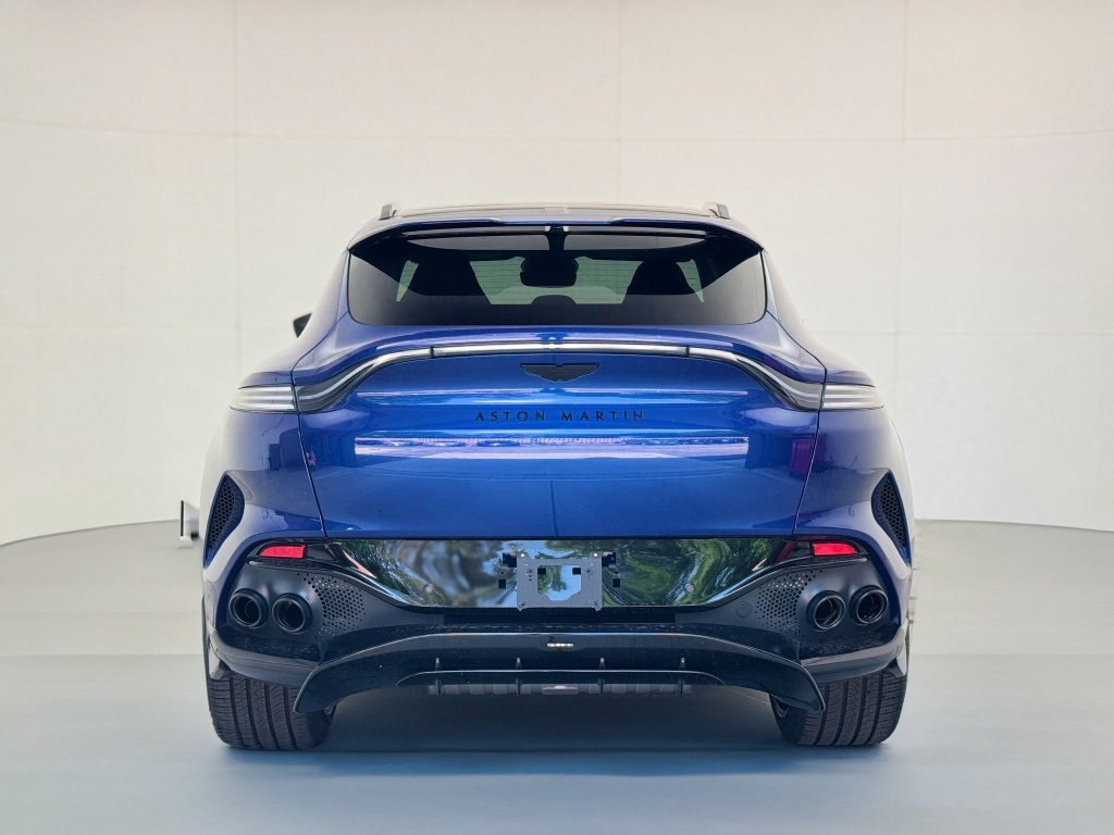 New 2025 Aston Martin DBX 707 image 27