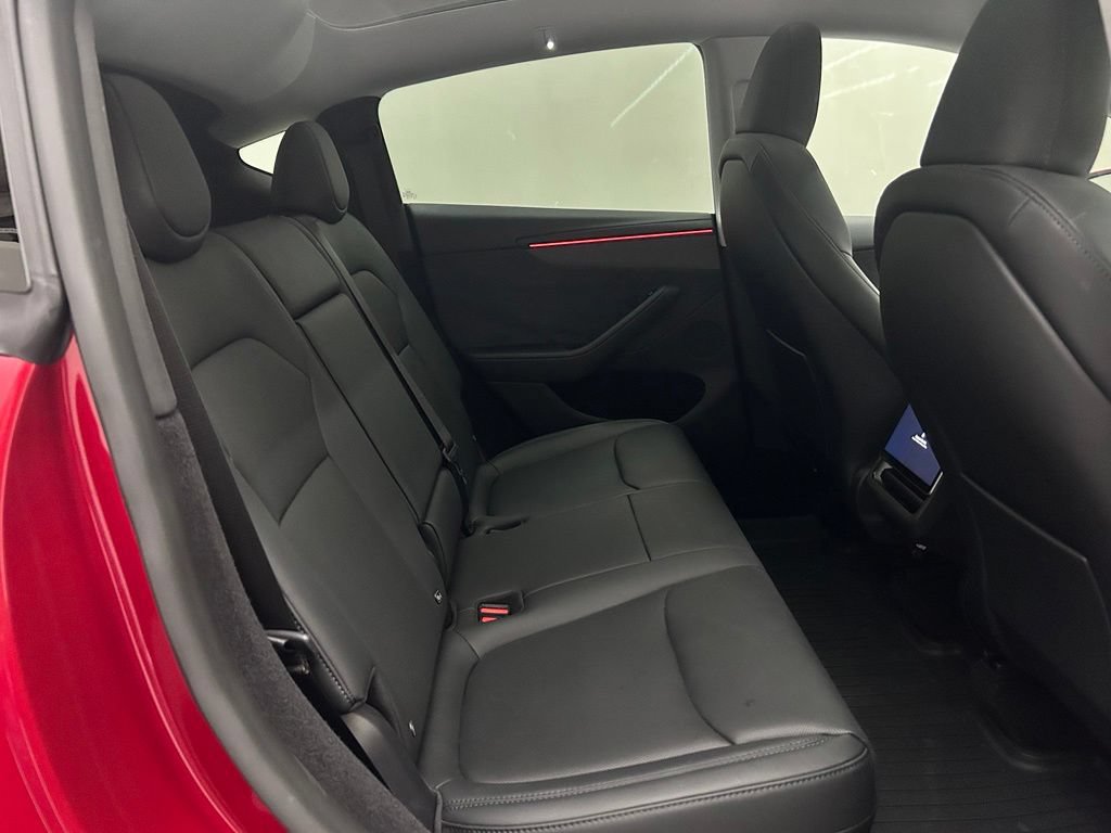 Used 2026 Tesla Model Y AWD image 15