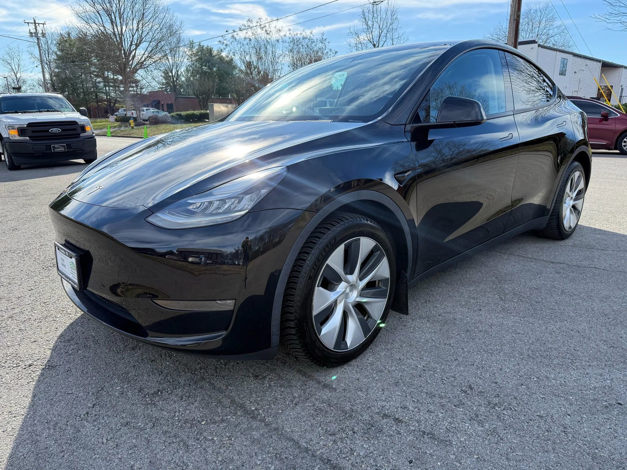 Used 2021 Tesla Model Y Long Range image 9