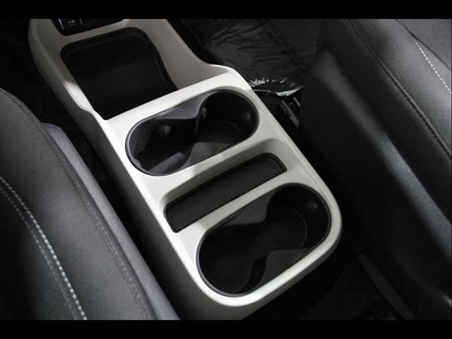 Used 2024 Chrysler Voyager LX image 16