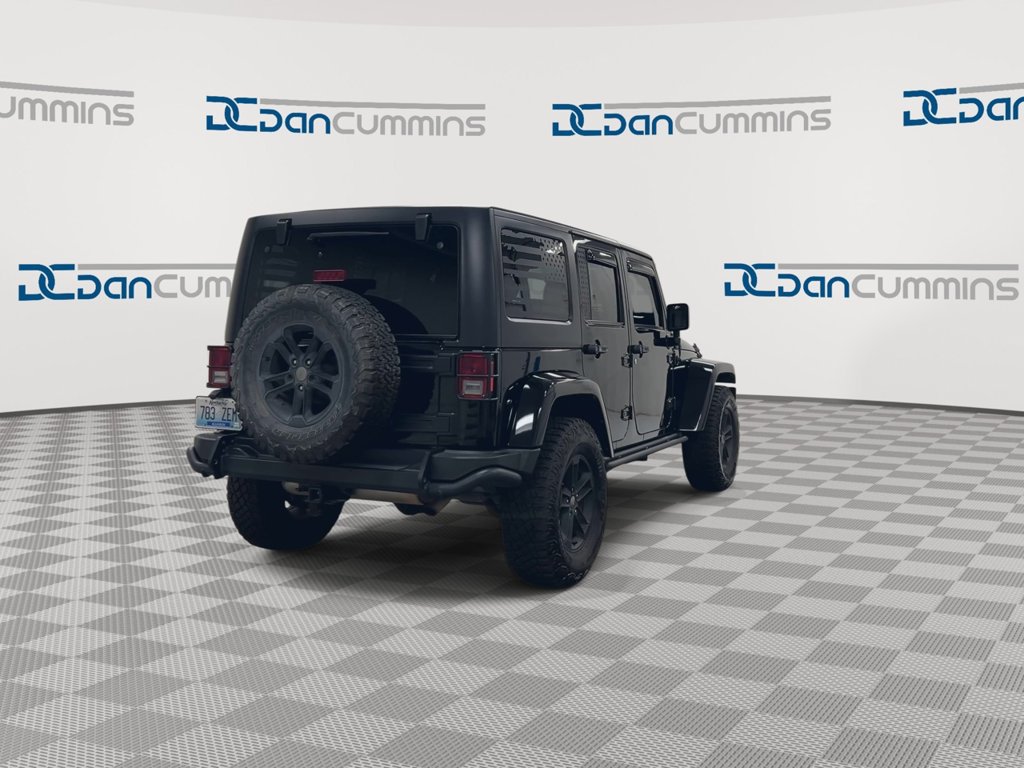 Used 2017 Jeep Wrangler Unlimited Sahara AWD/4WD image 8