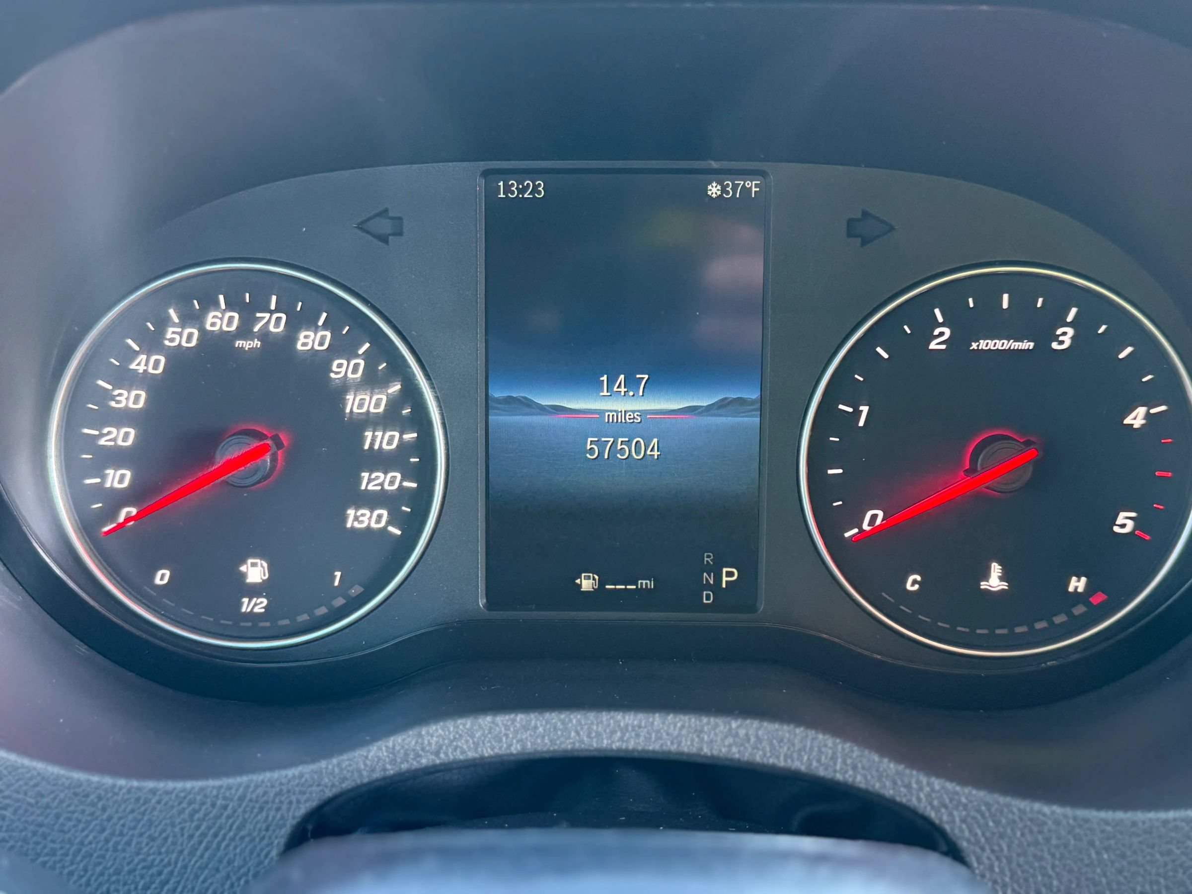 Used 2025 Mercedes-Benz Sprinter 2500 image 16