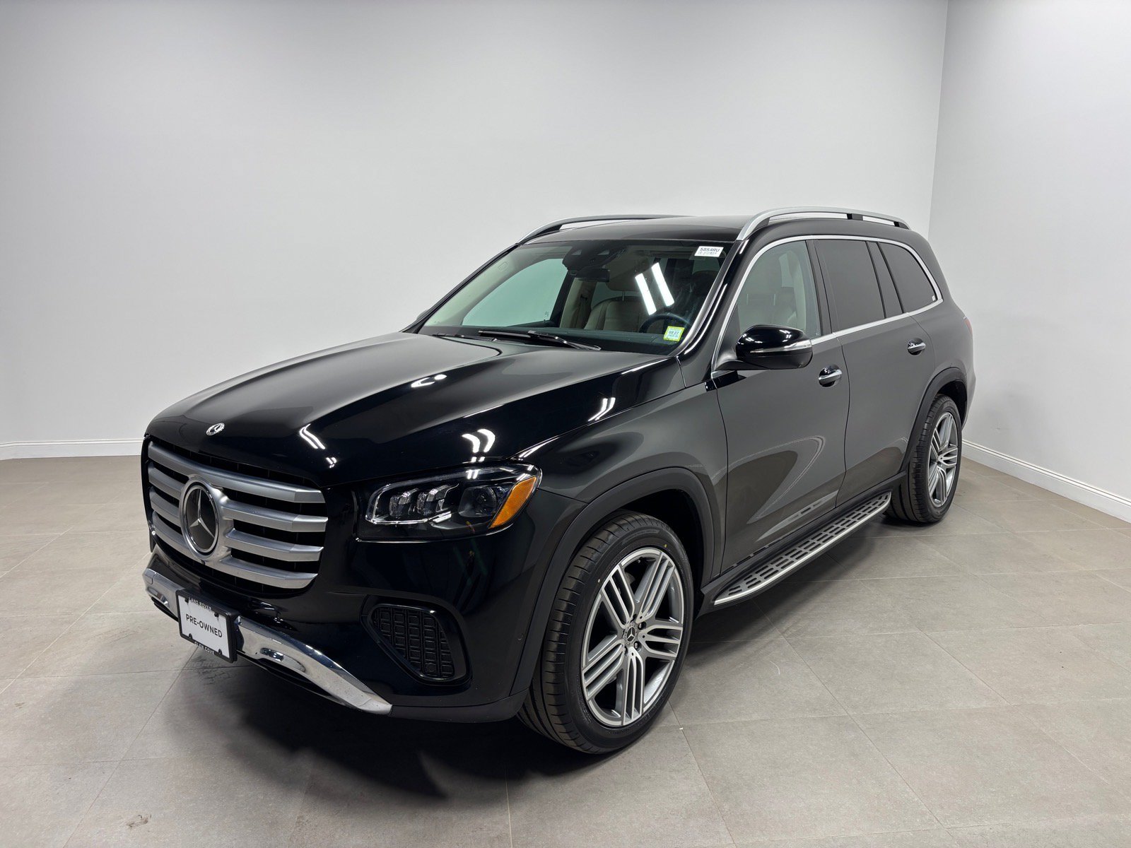 Used 2024 Mercedes-Benz GLS 450 4MATIC image 1