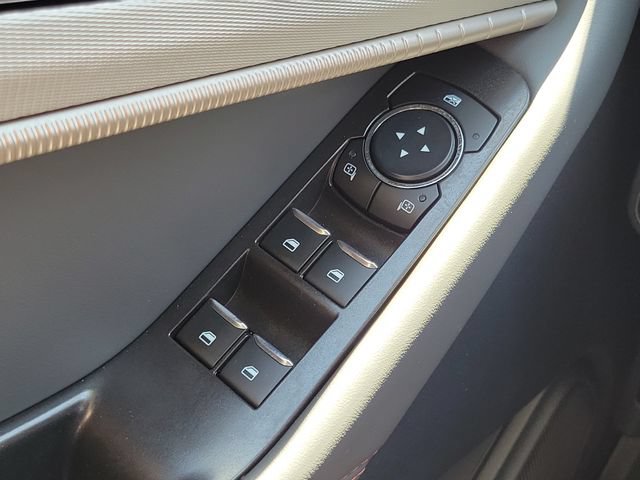 Used 2026 Ford Explorer Active w/ Active Comfort Package RWD image 15