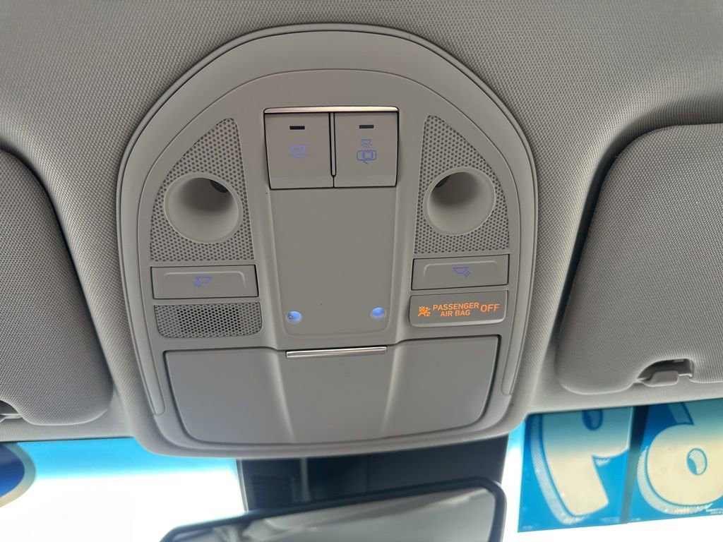 Used 2020 Genesis G70 2.0T image 27