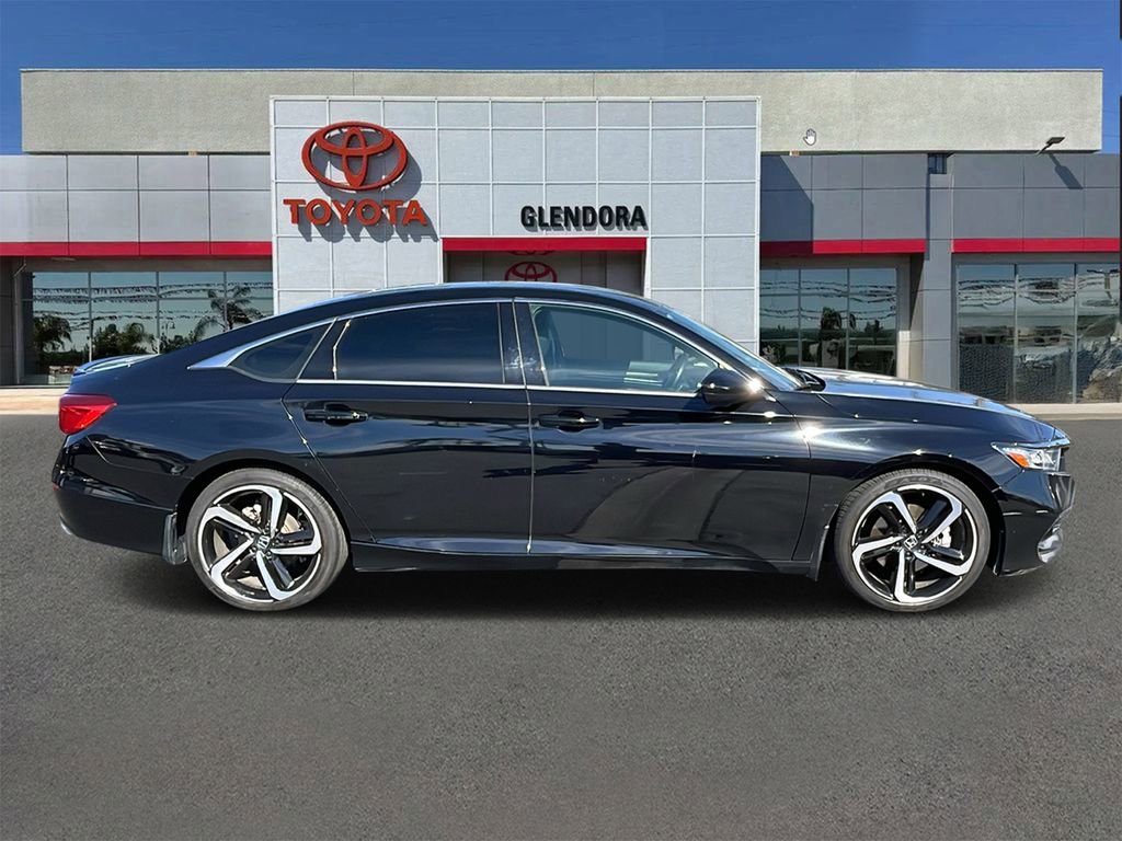Used 2018 Honda Accord Sport video 2